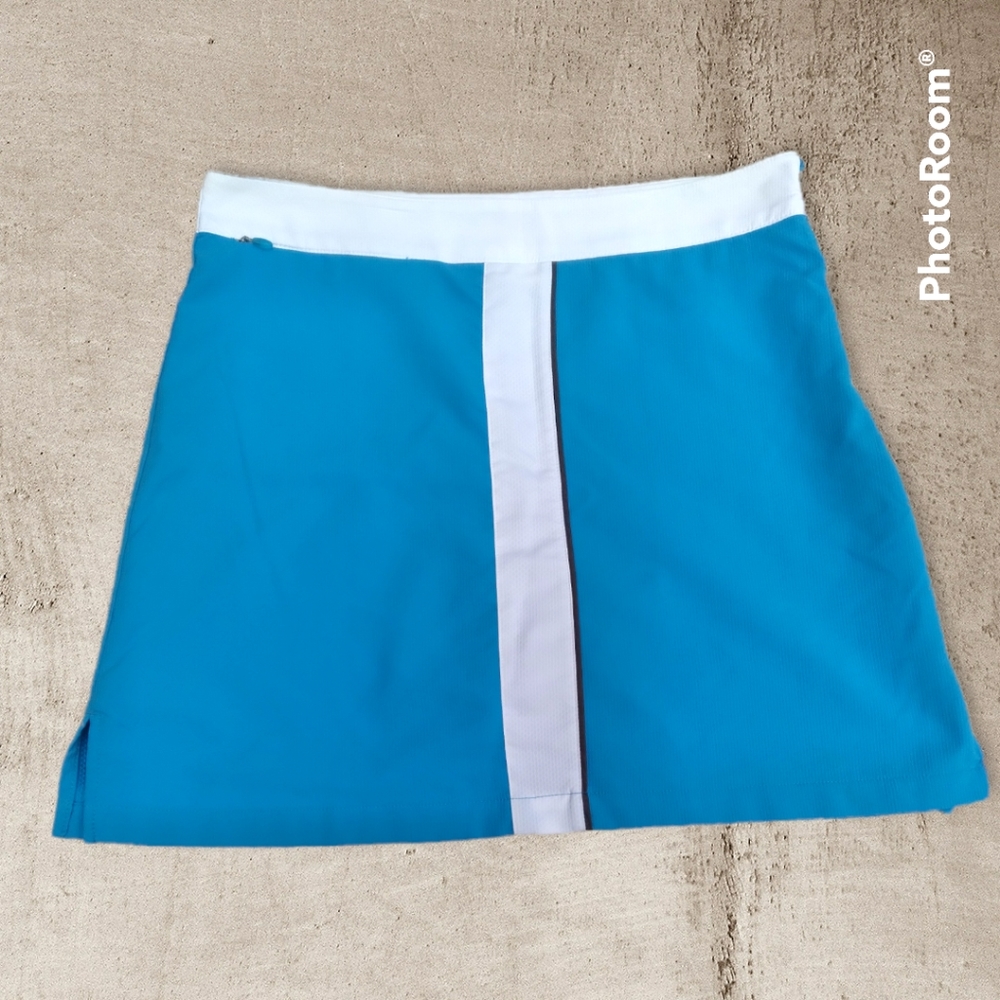 NWOT Nancy Lopez Desert Dry Golf Skort Teal And White Size 8